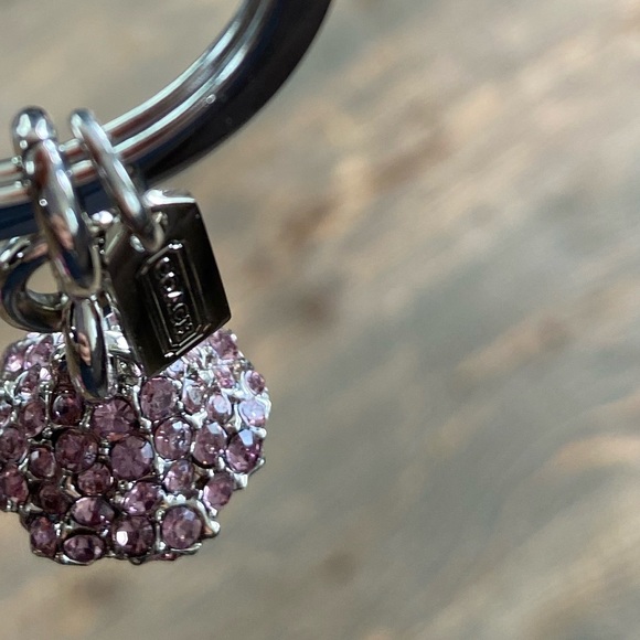 NEW COACH KEYCHAIN PURSE BAG CHARM CUPCAKE MUFFIN SWAROVSKI CRYSTAL RHINESTONE - Picture 6 of 8